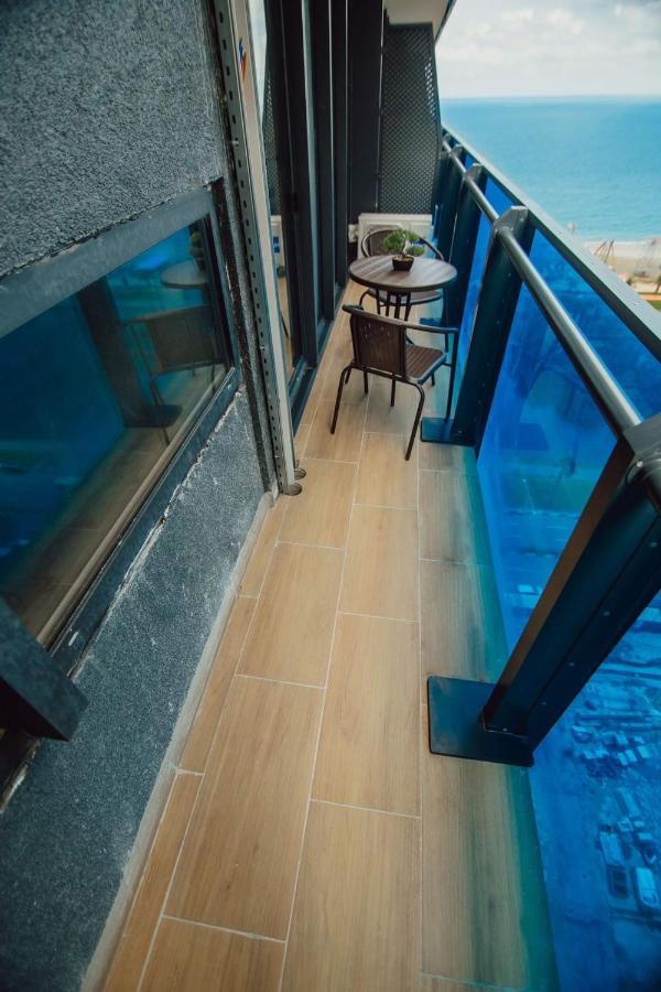באטומי Nuage - 1St Line Sea View Apartments מראה חיצוני תמונה