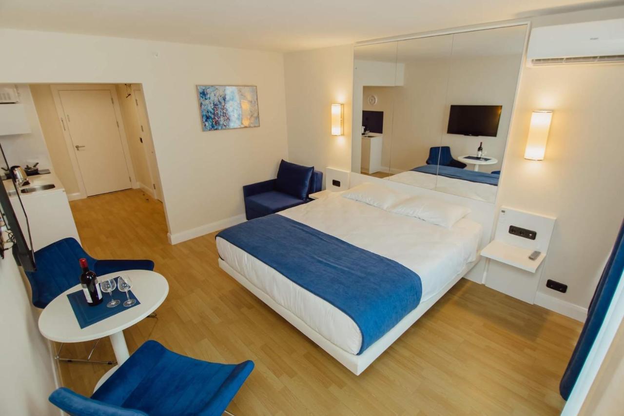 באטומי Nuage - 1St Line Sea View Apartments מראה חיצוני תמונה