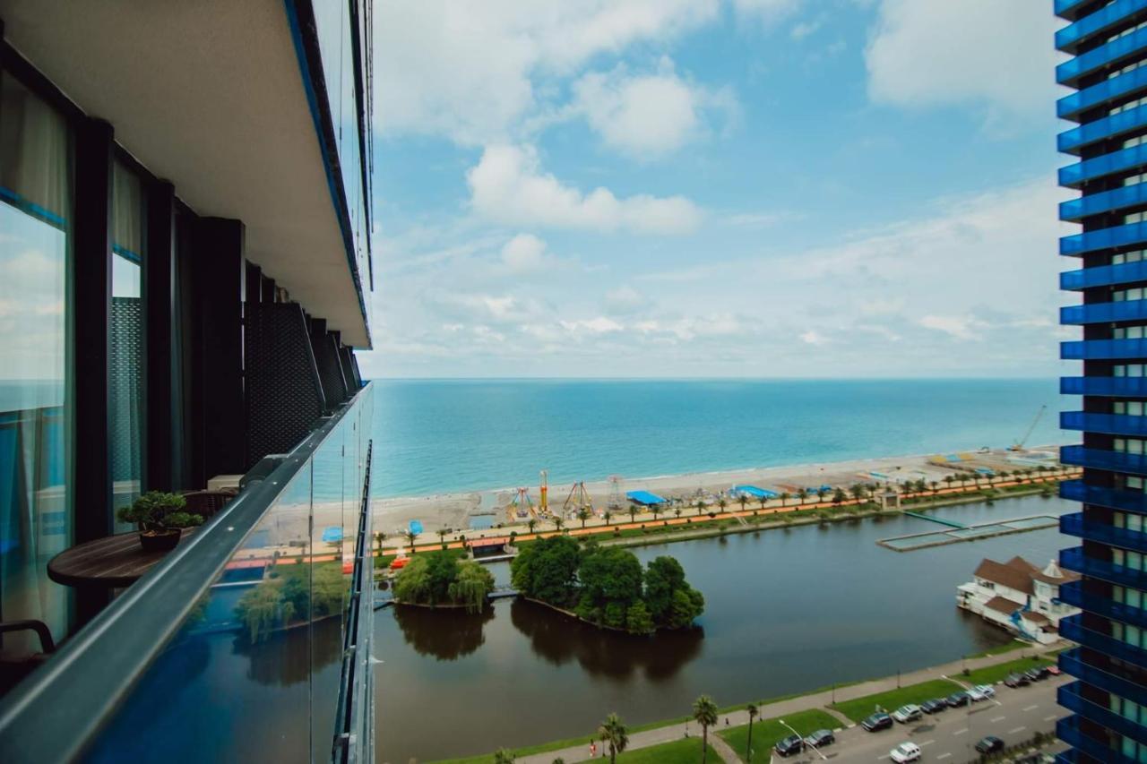 באטומי Nuage - 1St Line Sea View Apartments מראה חיצוני תמונה